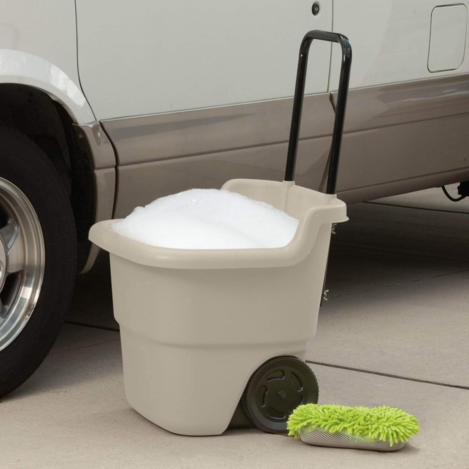 Suncast Resin 15.5 Gallon Multi-Purpose Cart with Wheels, Brown,Taupe - Image 4